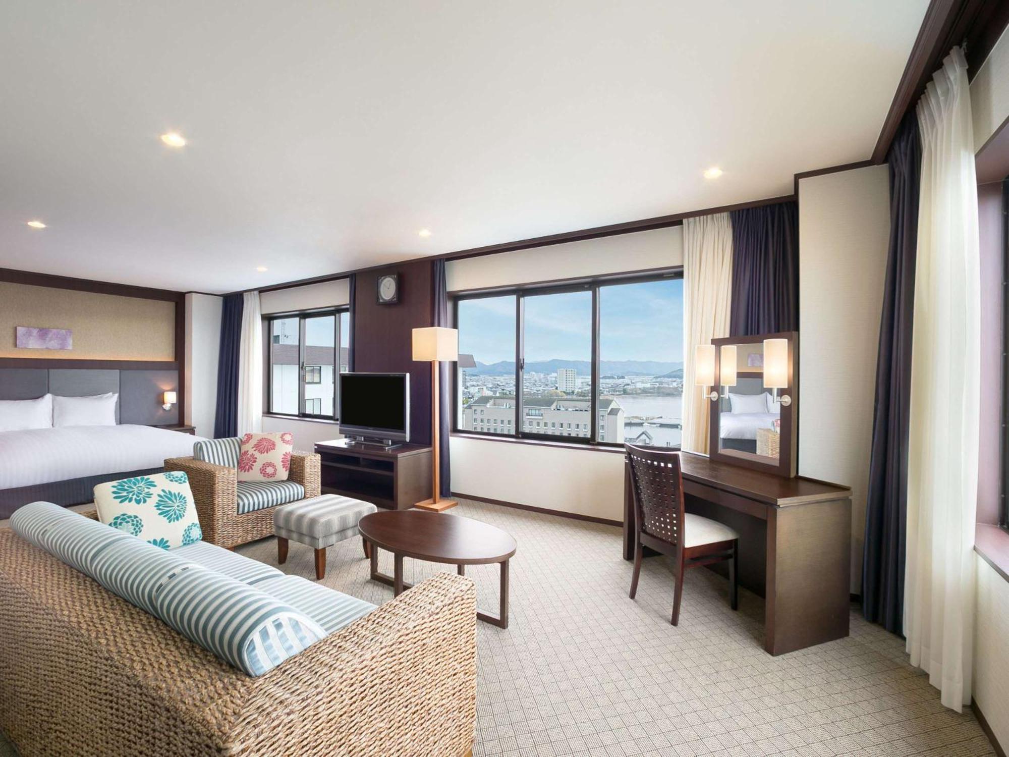 Grand Mercure Lake Biwa Resort & Spa Nagahama  Exteriör bild