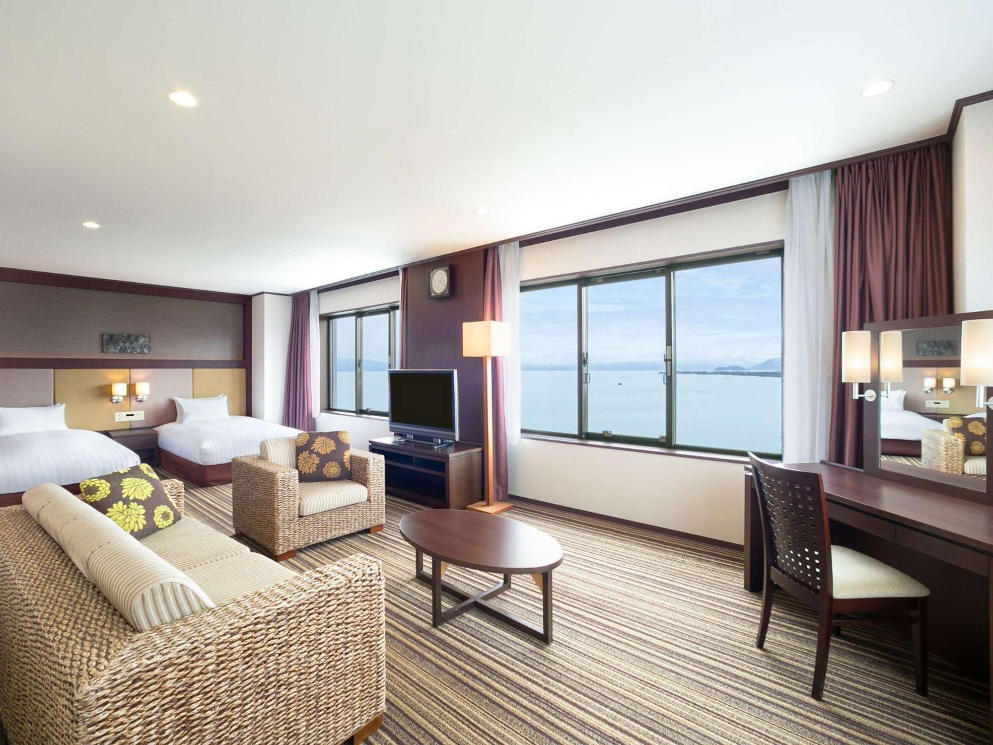 Grand Mercure Lake Biwa Resort & Spa Nagahama  Exteriör bild